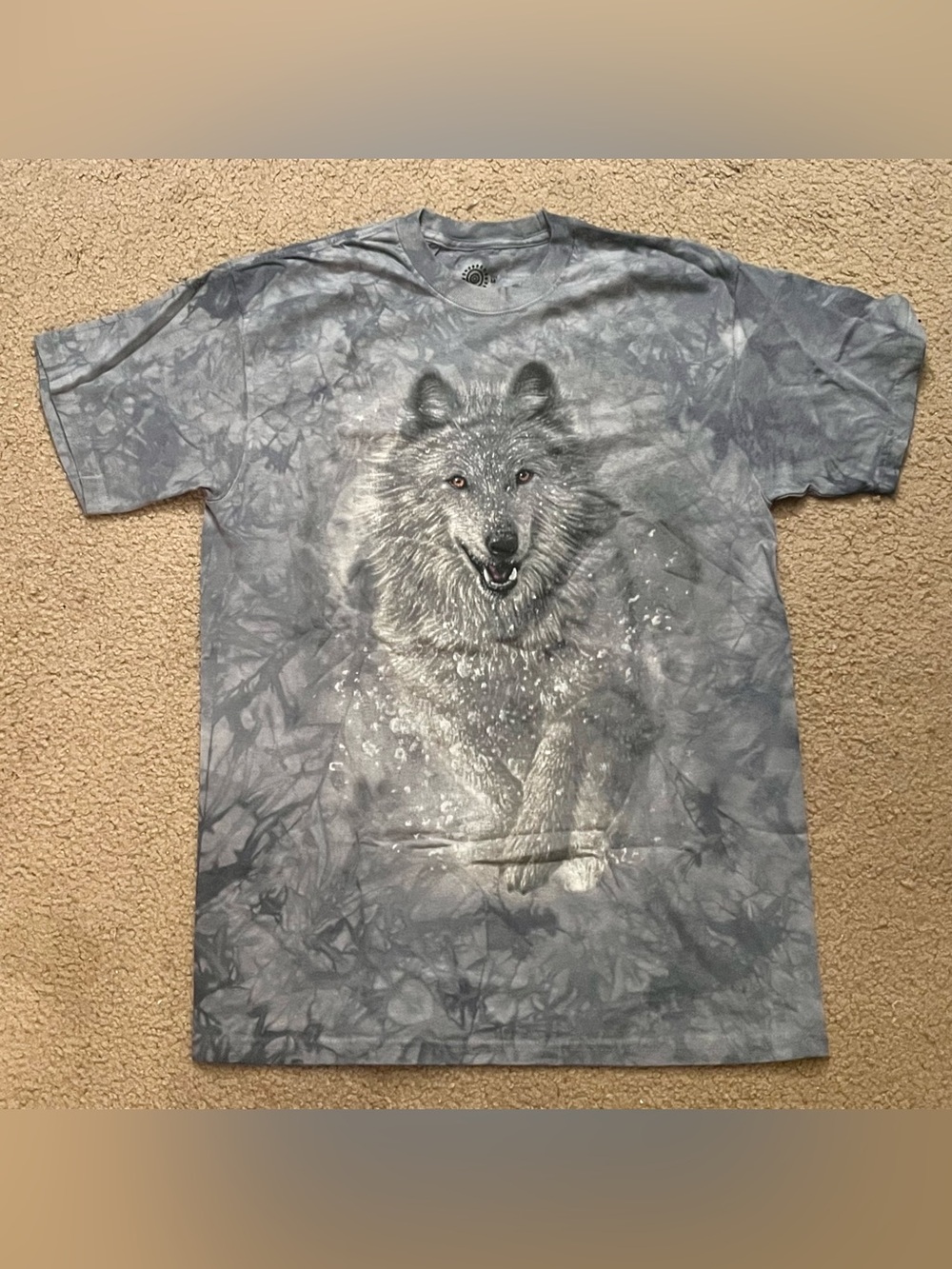 The Mountain blue gray snow winter wolf tie dye t-shirt medium